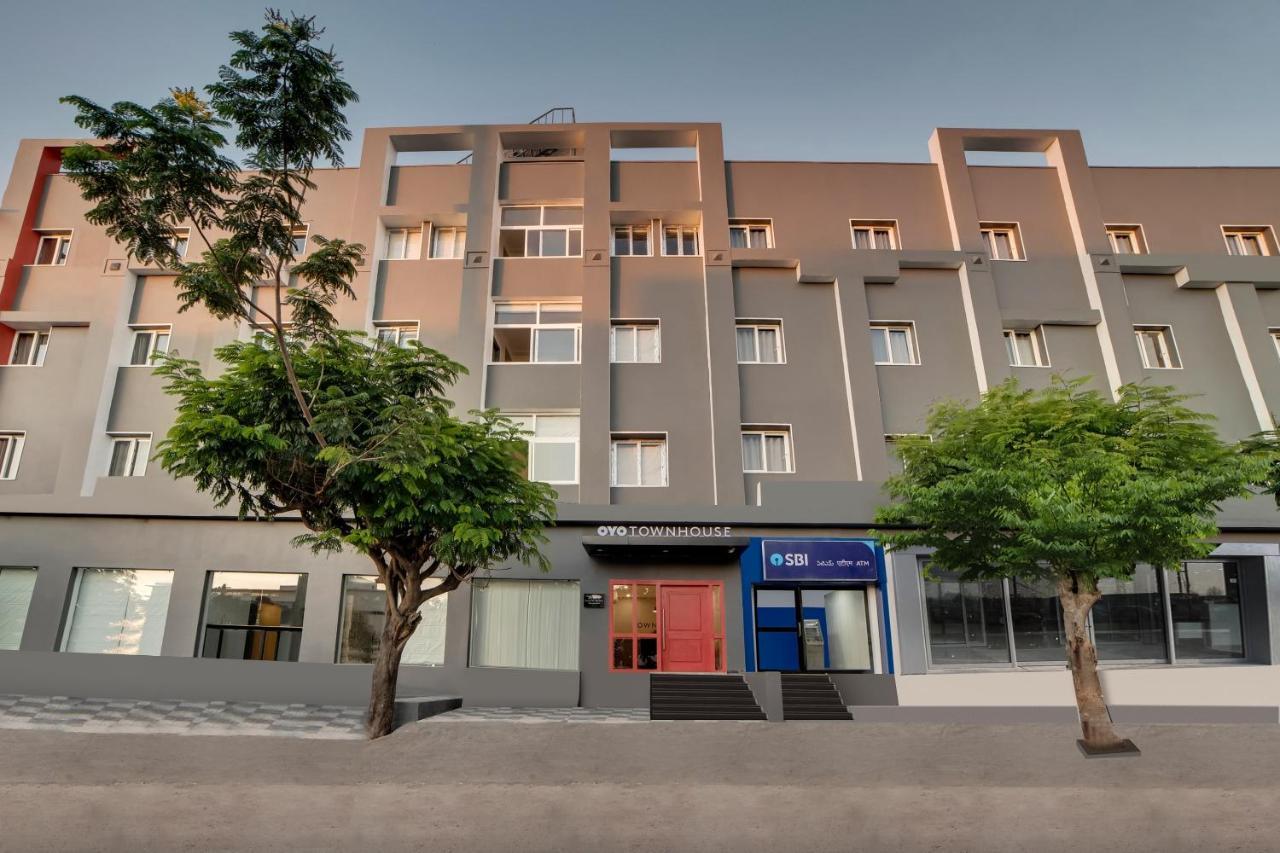 فندق Townhouse Ss Aero Prime شمس أباد المظهر الخارجي الصورة