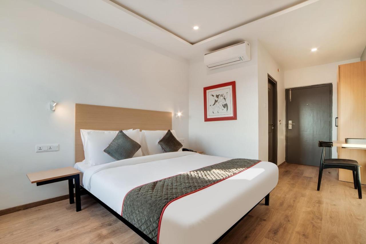 فندق Townhouse Ss Aero Prime شمس أباد المظهر الخارجي الصورة
