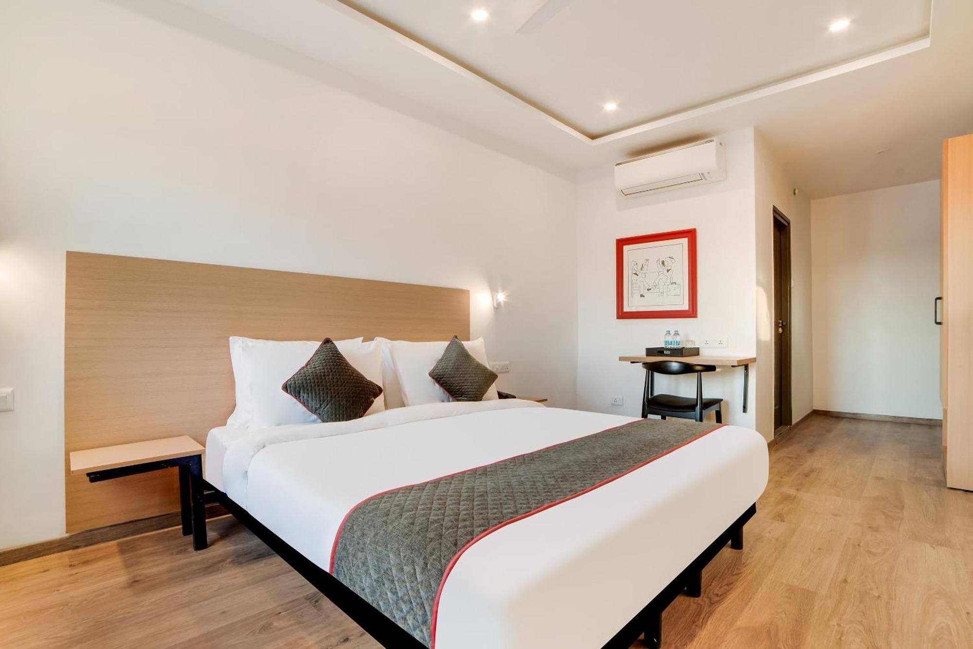 فندق Townhouse Ss Aero Prime شمس أباد المظهر الخارجي الصورة